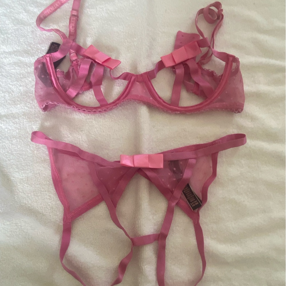 Victoria’s Secret Pink Ouvert Bra and Panty Set